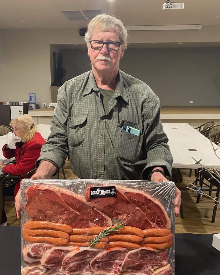 Featured image for “Thursday Major Meat Draw Winner at Warren Services Club: Congratulations to Joe!”