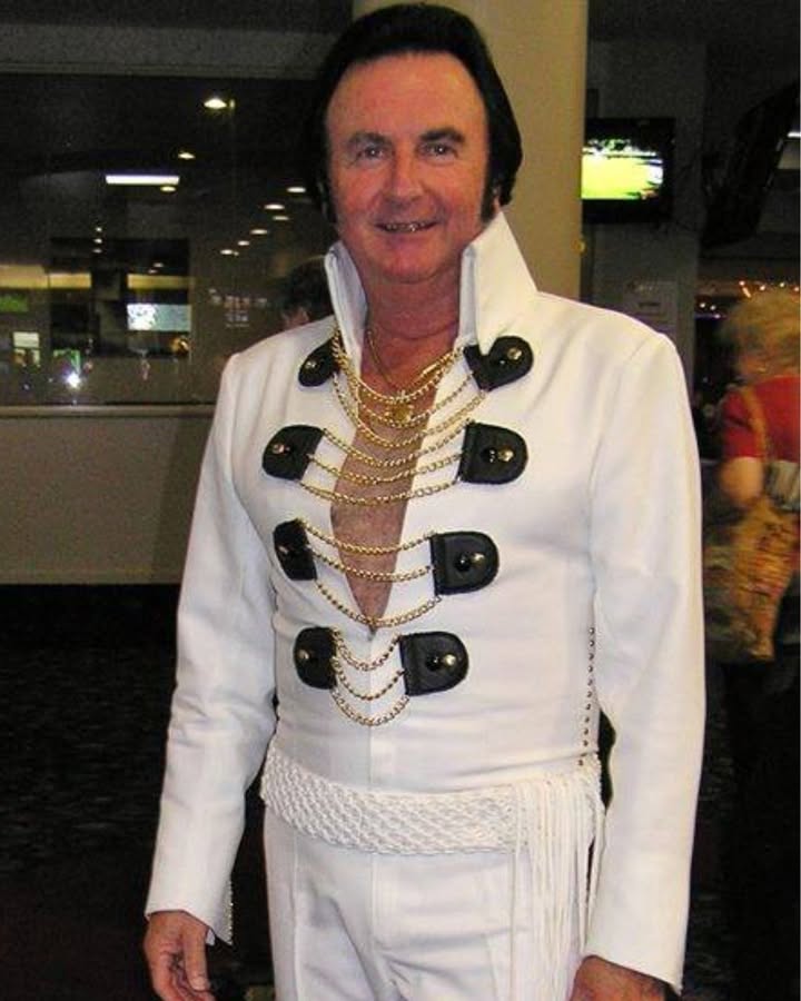 Featured image for “Terry Leonard Live Music Extravaganza at Warren Services Club”