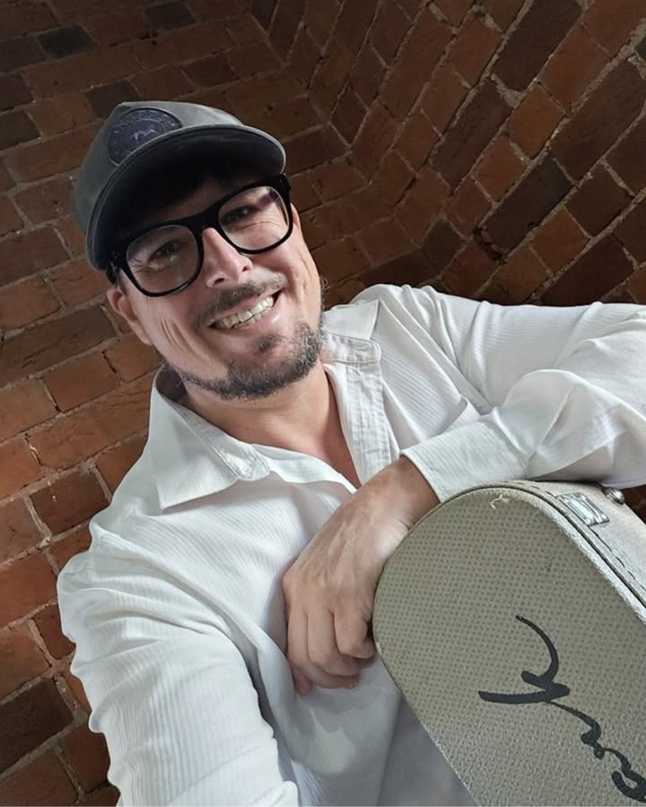 Featured image for “Johnny Wood Live This Friday at Warren Services Club”